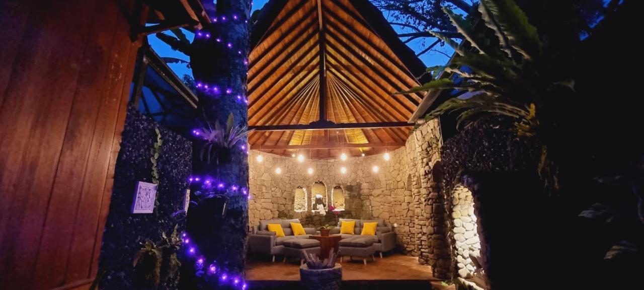 Avalon Ubud Castle & Spa Eksteriør bilde